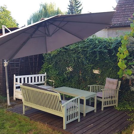 Mieszkanie Z Ogrodkiem Breslávia Exterior foto